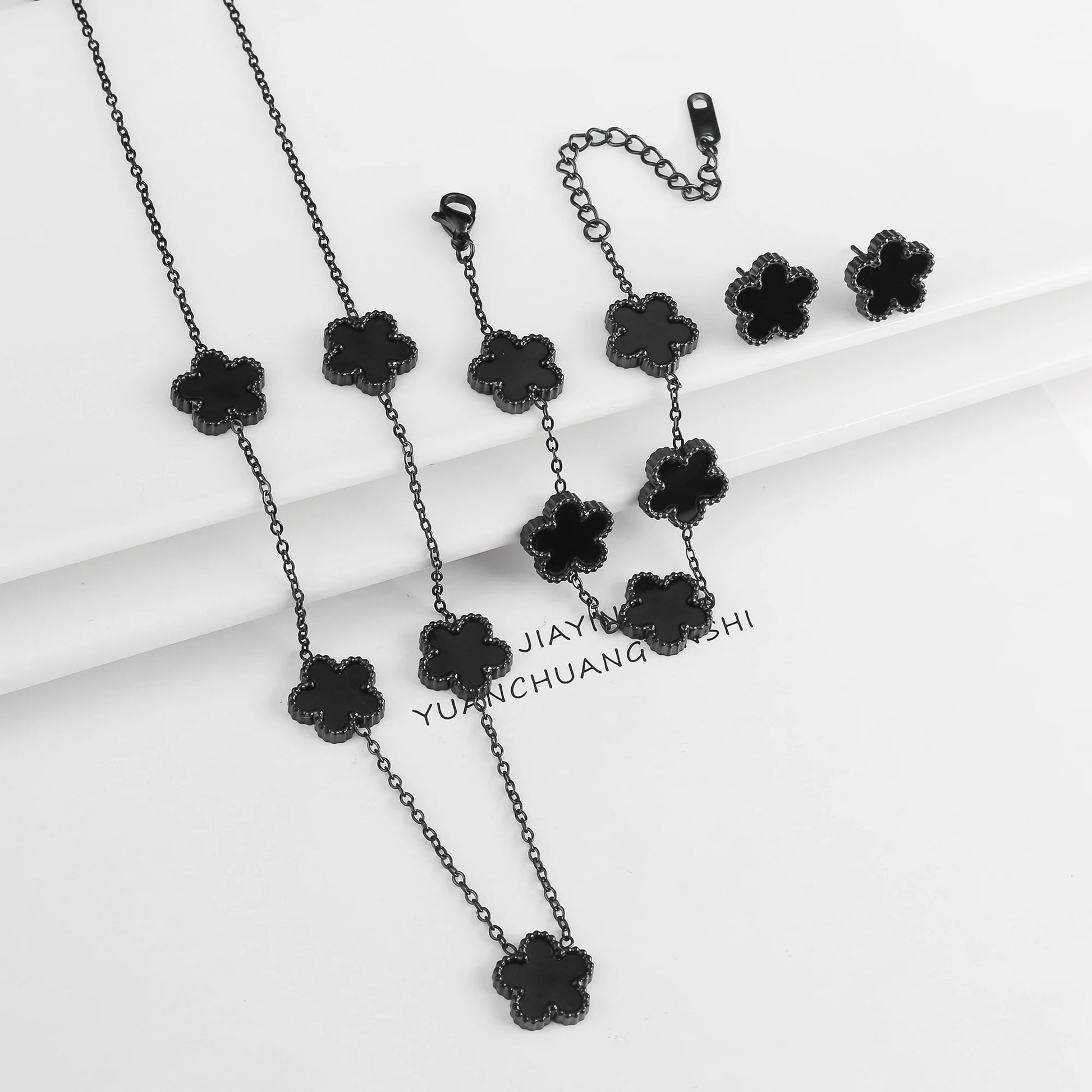 3Pcs 18K Gold-Plated Five-Leaf Flower Necklace Earrings Bracelet Jewelry Set for Woman Fashion Party Jewelry Daily Wear Clover