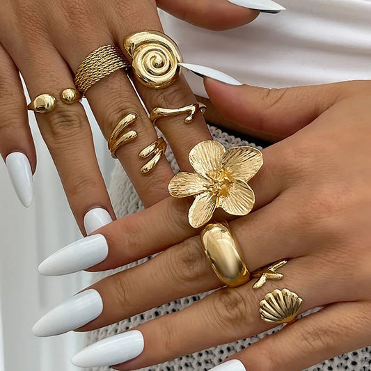 Bohemian Vintage Gold Color Open Joint Ring for Women Vacation Beach Style Flower Starfish Knuckle Rings Set Jewelry