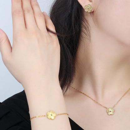 3Pcs 18K Gold-Plated Five-Leaf Flower Necklace Earrings Bracelet Jewelry Set for Woman Fashion Party Jewelry Daily Wear Clover
